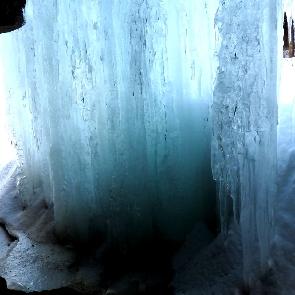 Devils oven Ice cave