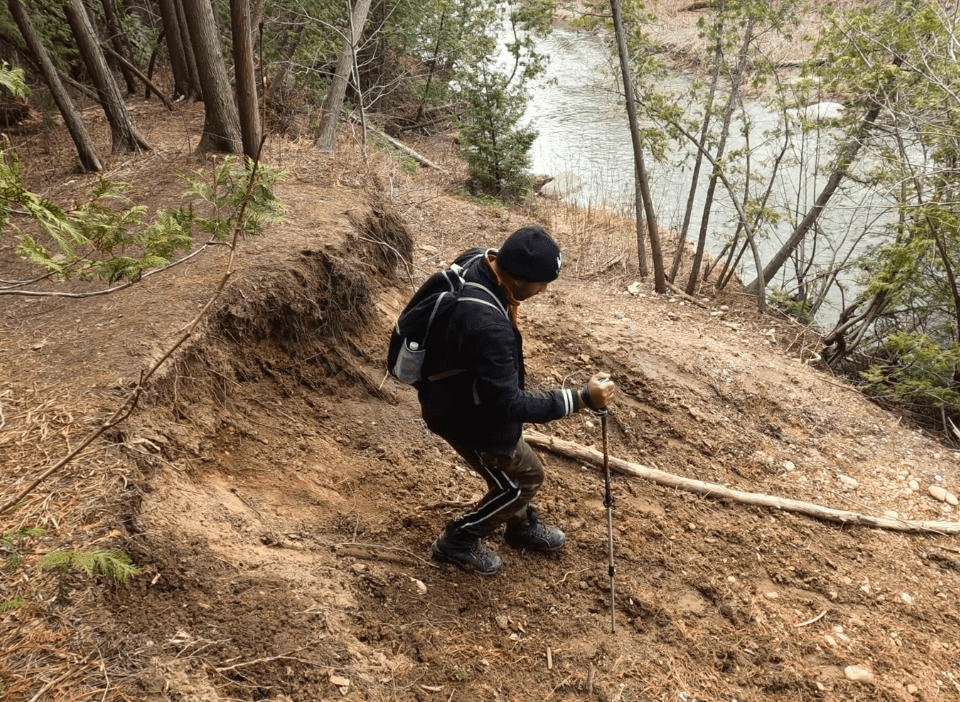 using hiking pole down hill